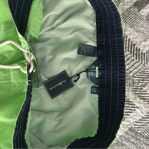 Ralph Lauren Men's Bright Green Swim Shorts - Picture 7 of 9